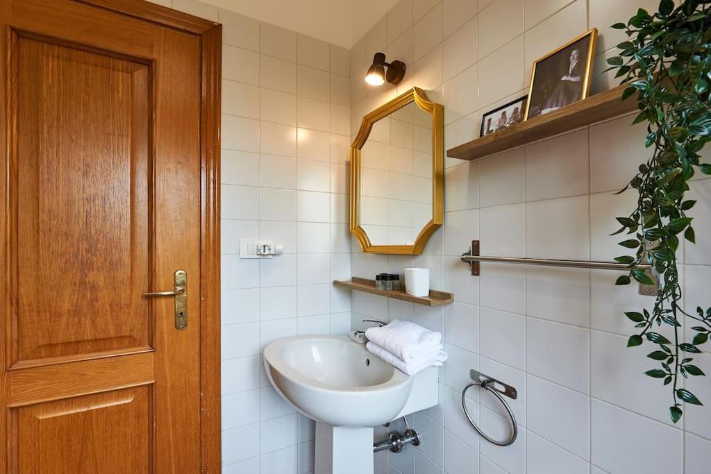 Aurelio Apartment *